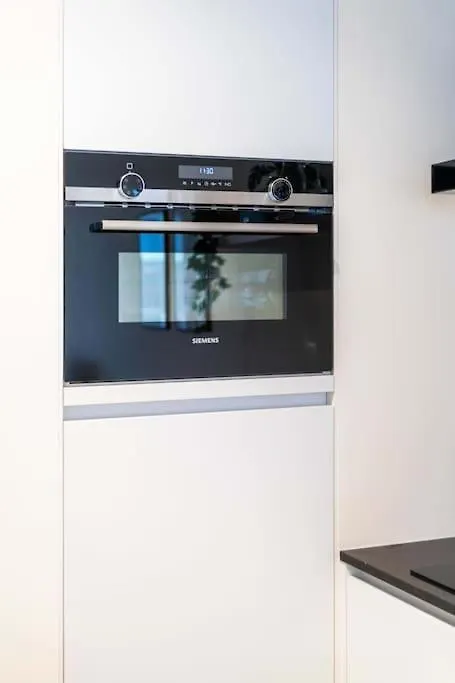 Amazing 1Br Apartment In Antwerp
