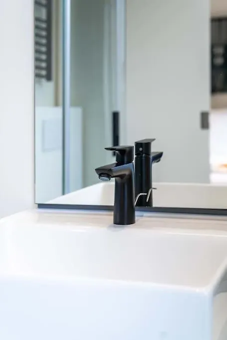 Amazing 1Br Apartment In أنتويرب 0*,